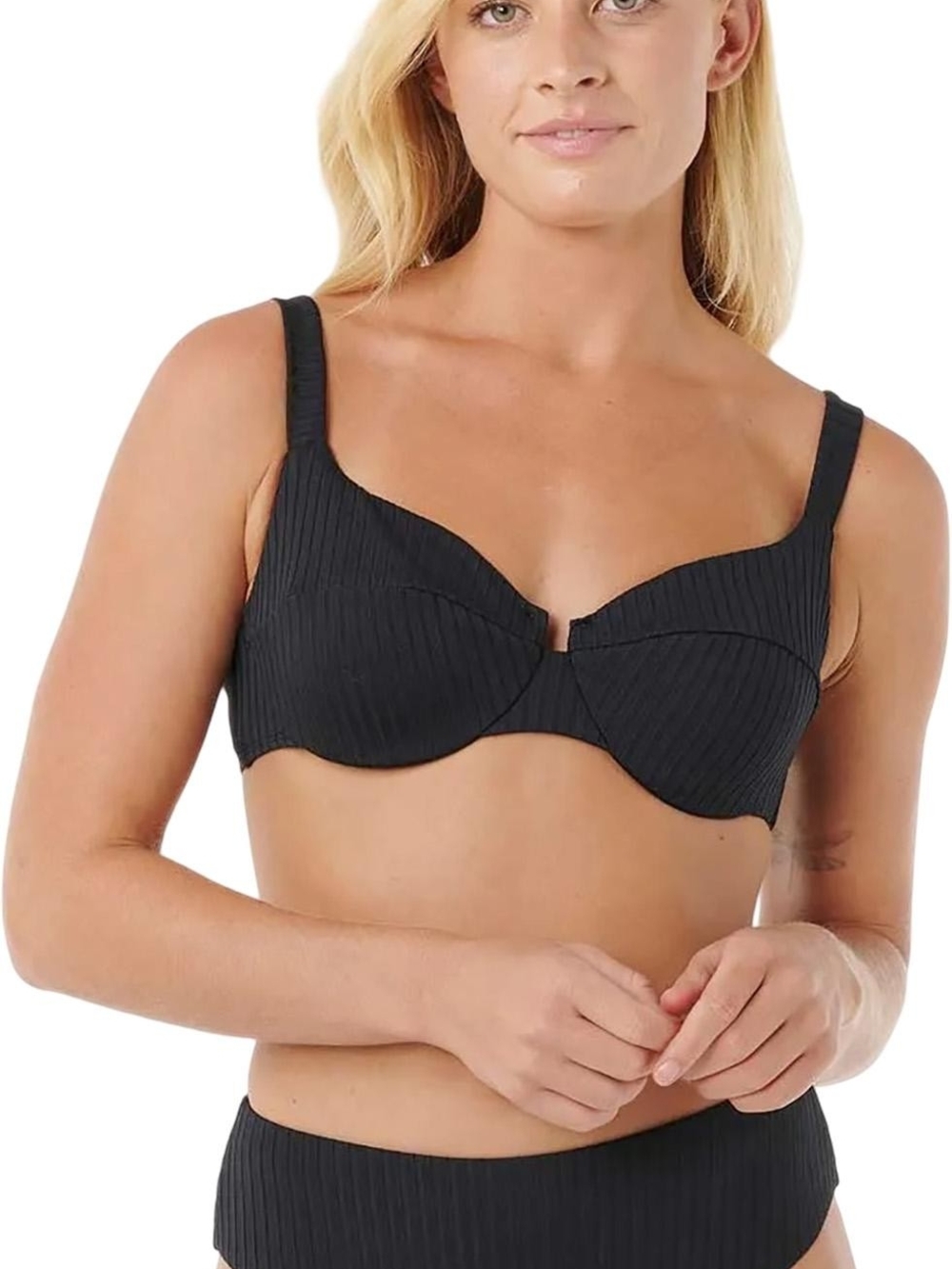 NEW RIP CURL Premium Surf E-Cup Bikini Top - Women's
Size: XXL - Black